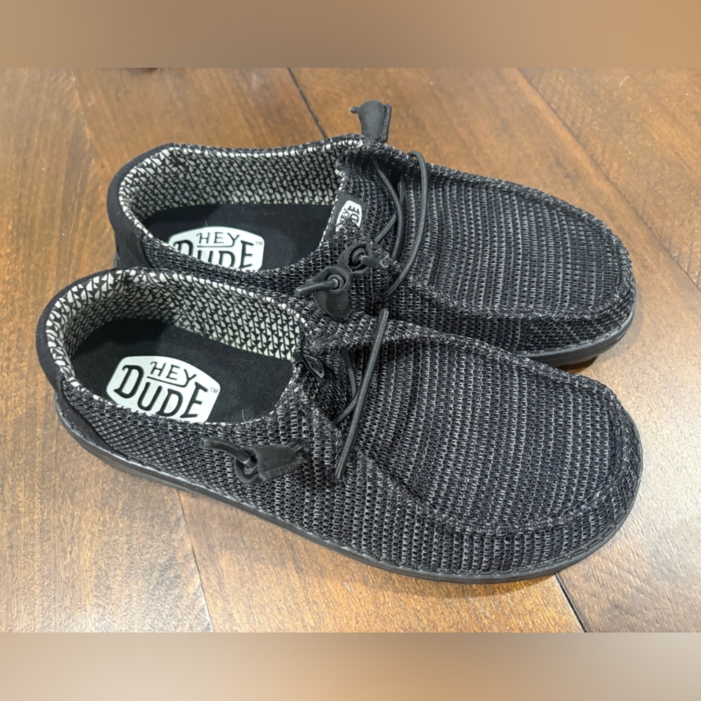 Hey Dude Women's Black Knit Womens size 7